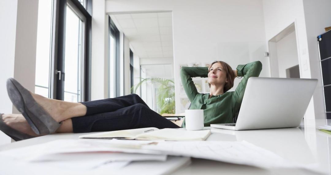 Materiales y herramientas para educación financiera práctica